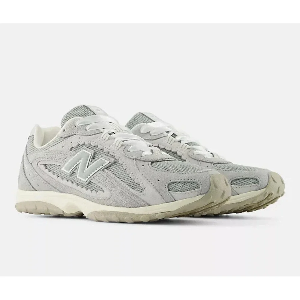 New Balance womens size
